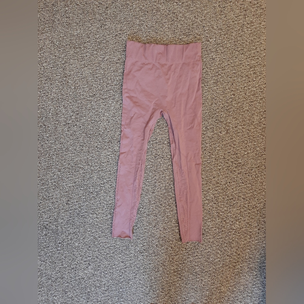 Fabletics pink leggings